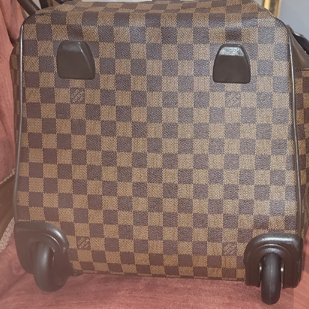Louis Vuitton Rolling Duffle Convertible Bag in Brown - Picture 3 of 16